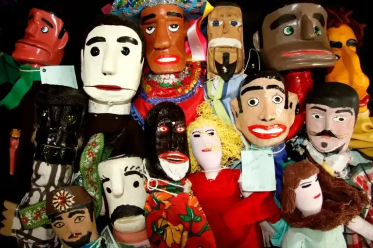 O-Teatro-de-Bonecos-como-Ferramenta-para-um-Aprendizado-mais-Eficaz-e-Inclusivo